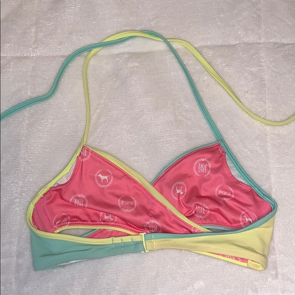 PINK Victoria’s Secret Twist Bathing Suit Top - Picture 4 of 5
